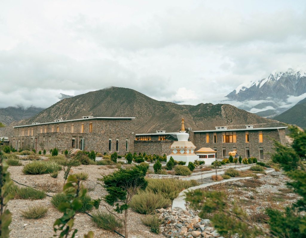 Luxury Mustang Helicopter Tour with Shinta Mani